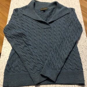 Classic Alpaca small baby alpaca is soft and cable knit makes it stretchy blue